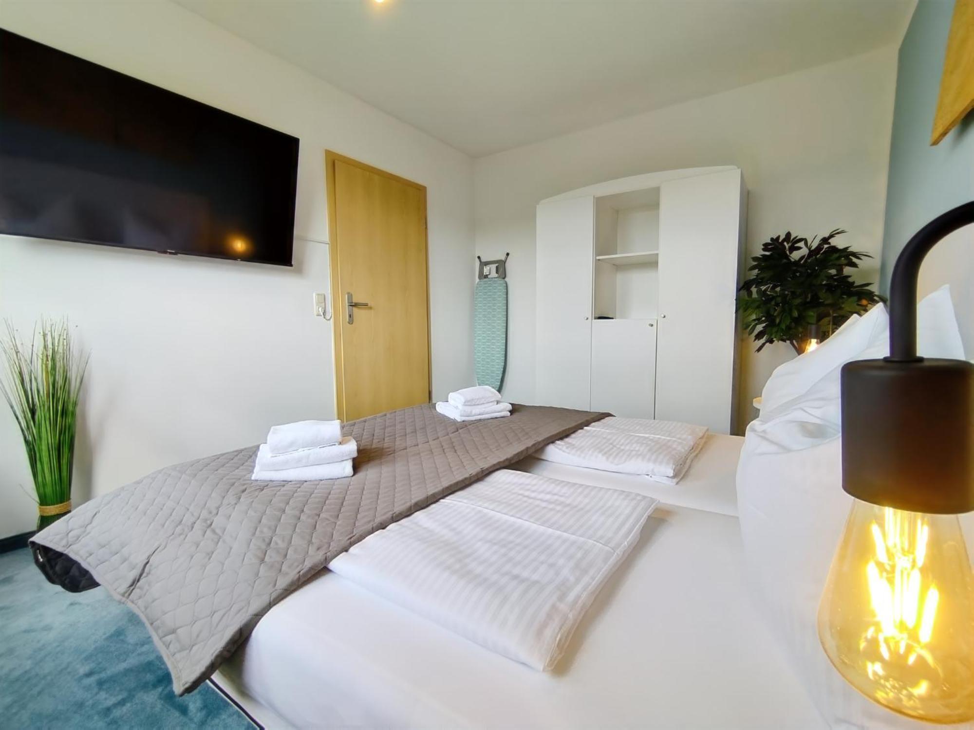 Seeblickapartment Fuer Bis Zu 12, Nuernberg & Schwabach In 30-35 Minuten Zu Erreichen, Sauna, Arbeitsplatz, Dachterrasse & Grill Spalt Eksteriør bilde